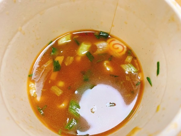 とみ田カップ麺スープ